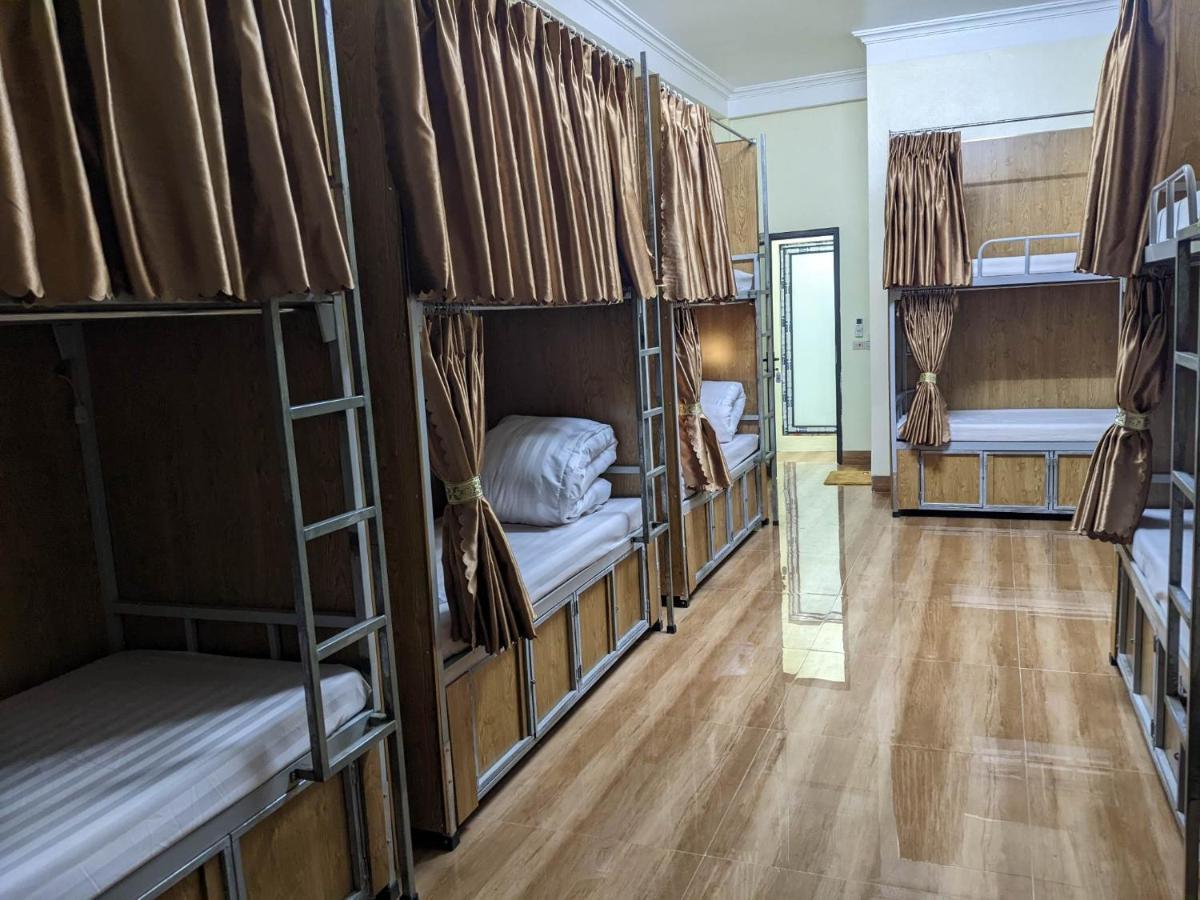 Train Station Backpackers Hostel Ninh Binh Esterno foto